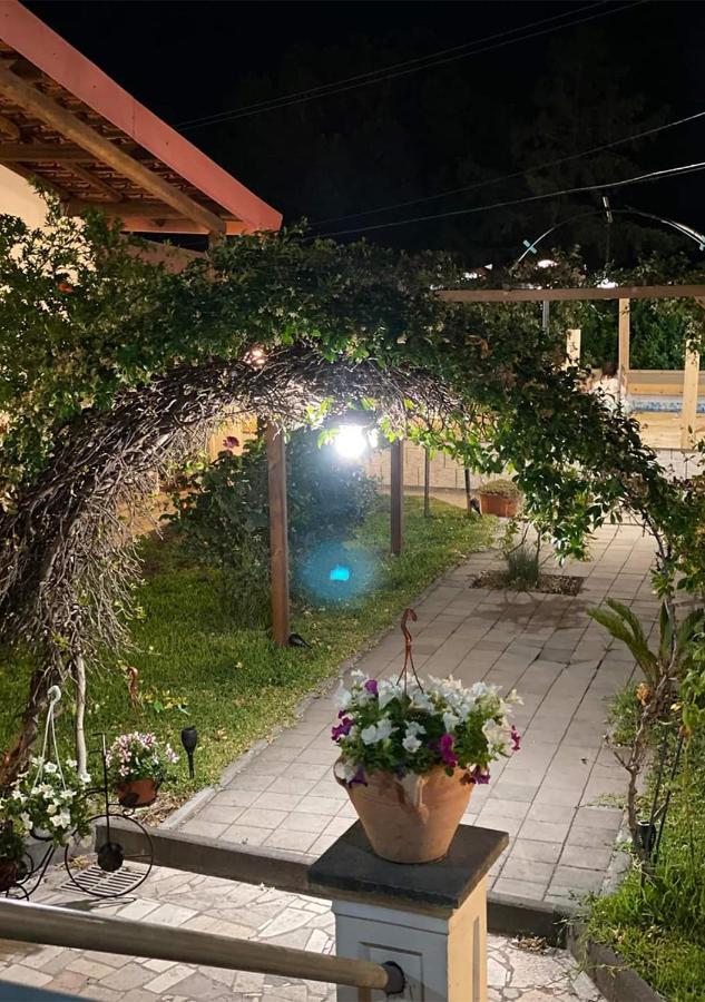 Peri Peri Guest House Mascali Buitenkant foto