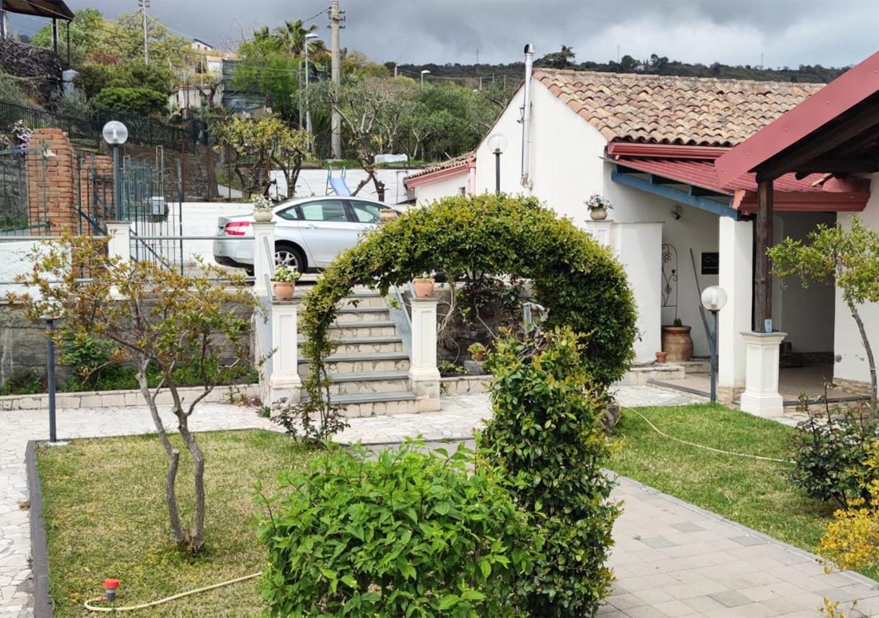 Peri Peri Guest House Mascali Buitenkant foto